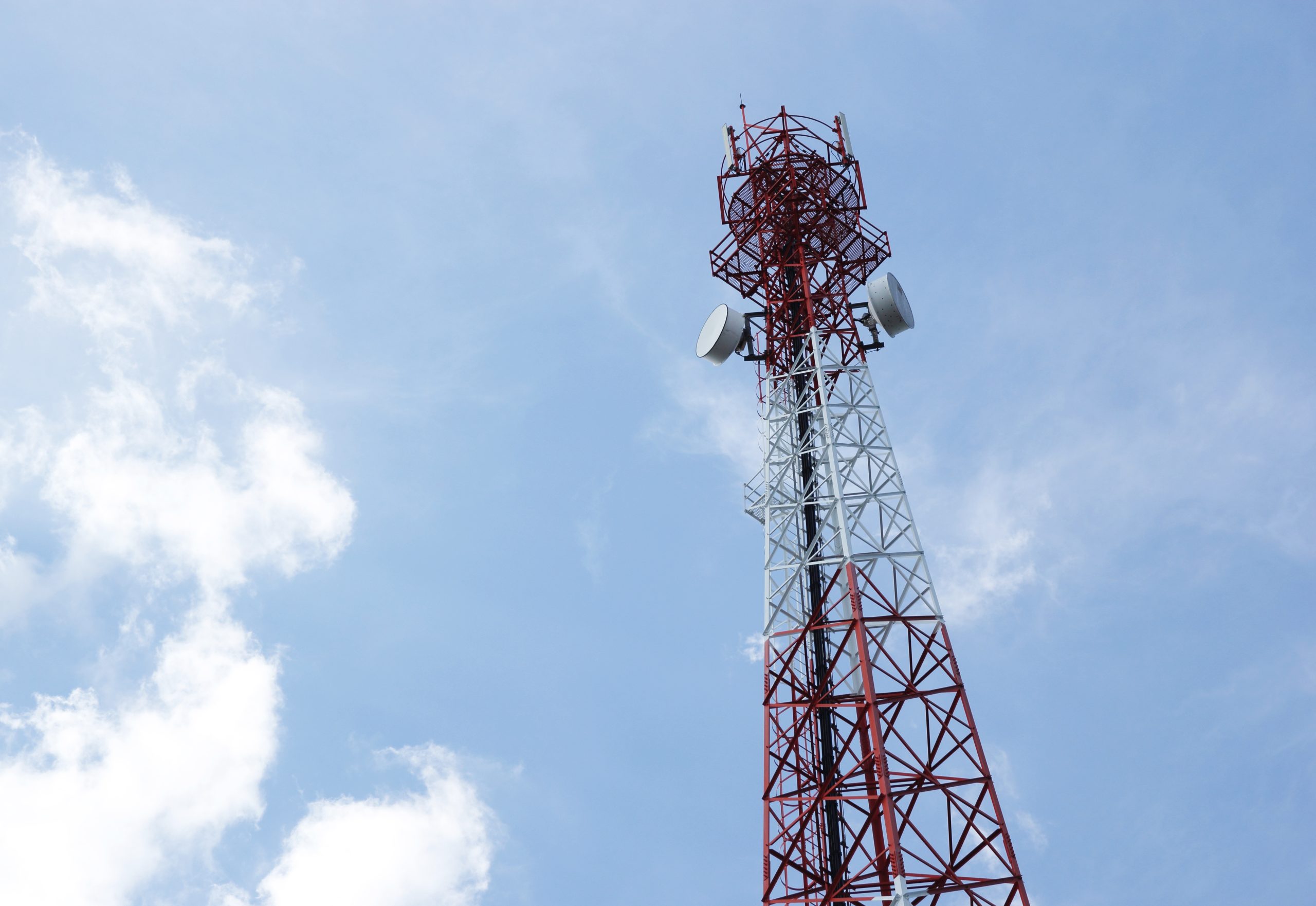 Telecom monopole tower